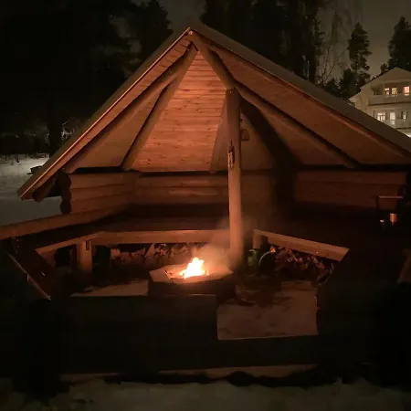 Apartment Arctic Lakeland Igloos