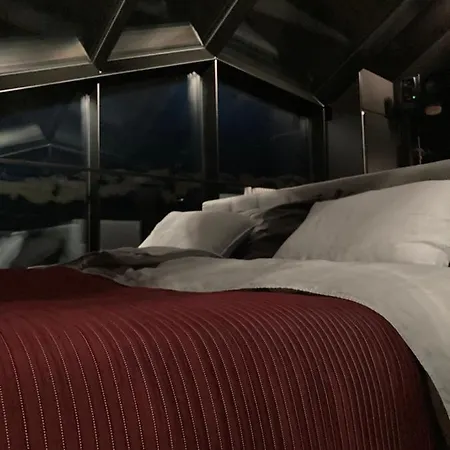 Arctic Lakeland Igloos Apartment Vuokatti